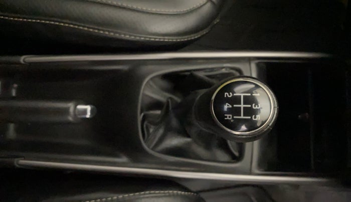 2019 Maruti Baleno DELTA PETROL 1.2, Petrol, Manual, 83,754 km, Gear Lever