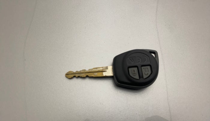2019 Maruti Baleno DELTA PETROL 1.2, Petrol, Manual, 83,754 km, Key Close Up
