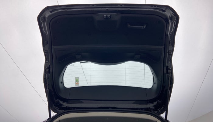 2021 Tata Harrier XZA+ DARK EDITION, Diesel, Automatic, 19,740 km, Boot Door Open
