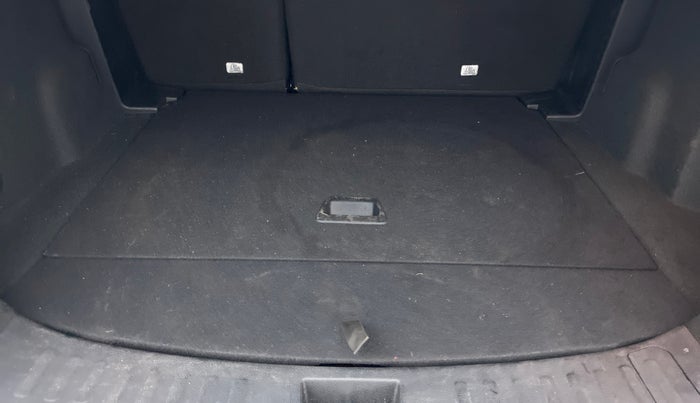 2021 Tata Harrier XZA+ DARK EDITION, Diesel, Automatic, 19,740 km, Boot Inside