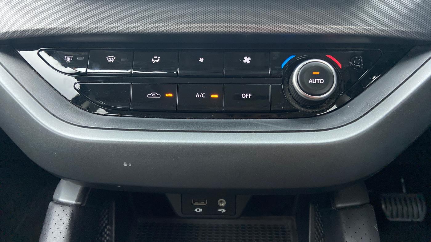 2021 Tata Harrier XZA+ DARK EDITION, Diesel, Automatic, 19,740 km, Automatic Climate Control
