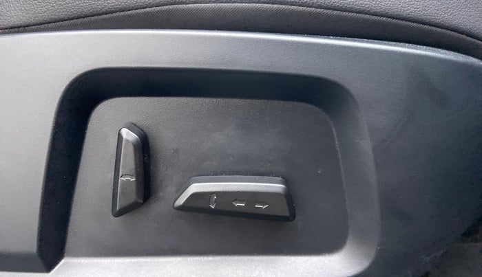 2021 Tata Harrier XZA+ DARK EDITION, Diesel, Automatic, 19,740 km, Electrically Adjustable Driver's Seat