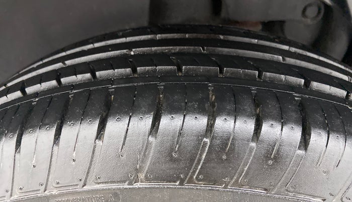 2021 Tata Harrier XZA+ DARK EDITION, Diesel, Automatic, 19,740 km, Right Rear Tyre Tread