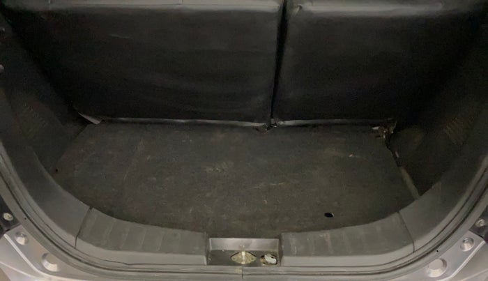 2017 Maruti Wagon R 1.0 LXI, Petrol, Manual, 49,830 km, Boot Inside