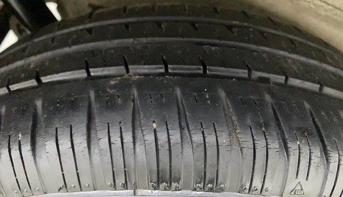 2014 Maruti Wagon R 1.0 VXI, Petrol, Manual, 79,258 km, Right Rear Tyre Tread