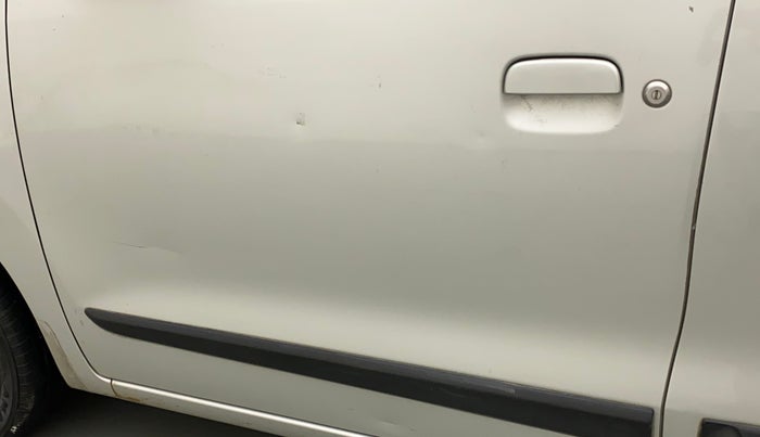 2014 Maruti Wagon R 1.0 VXI, Petrol, Manual, 79,258 km, Front passenger door - Slightly dented
