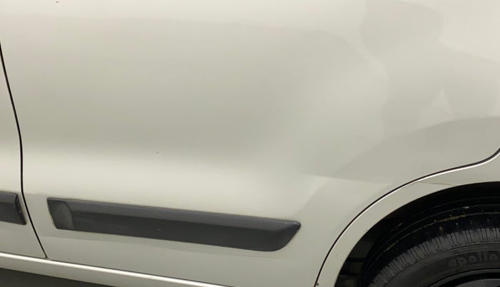 2014 Maruti Wagon R 1.0 VXI, Petrol, Manual, 79,258 km, Rear left door - Slightly dented
