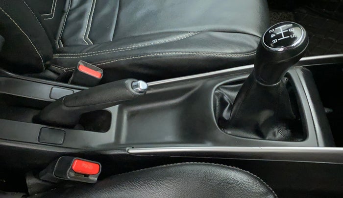 2020 Toyota Glanza G, CNG, Manual, 39,634 km, Gear Lever