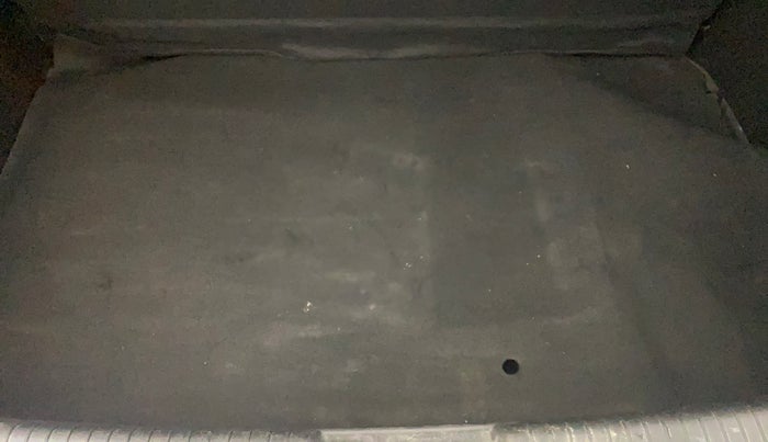 2012 Hyundai i20 MAGNA (O) 1.2, Petrol, Manual, 71,643 km, Boot Inside