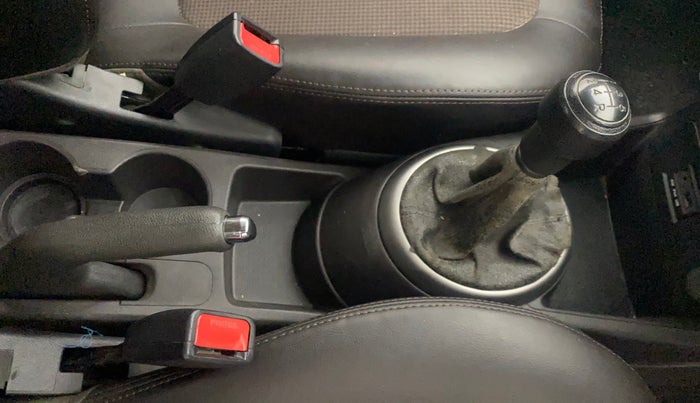 2012 Hyundai i20 MAGNA (O) 1.2, Petrol, Manual, 71,643 km, Gear Lever