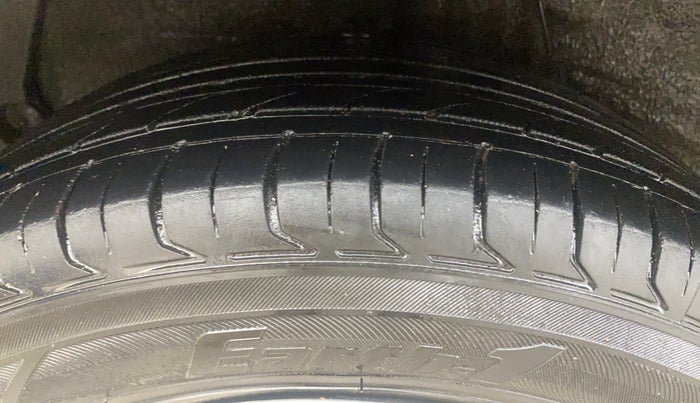 2021 Hyundai AURA S 1.2 CNG, CNG, Manual, 87,394 km, Right Rear Tyre Tread