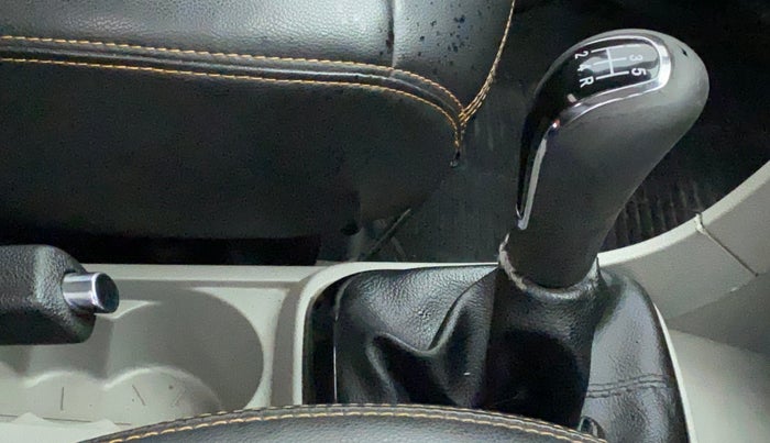 2018 Tata Tiago XT PETROL, Petrol, Manual, 50,096 km, Gear Lever