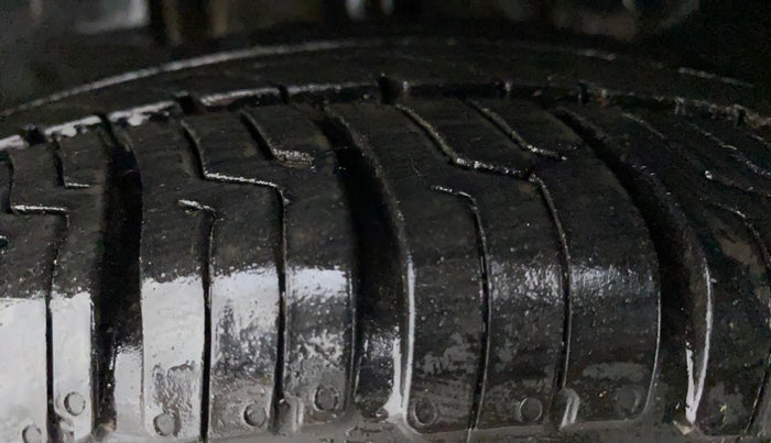 2018 Tata Tiago XT PETROL, Petrol, Manual, 50,096 km, Left Front Tyre Tread