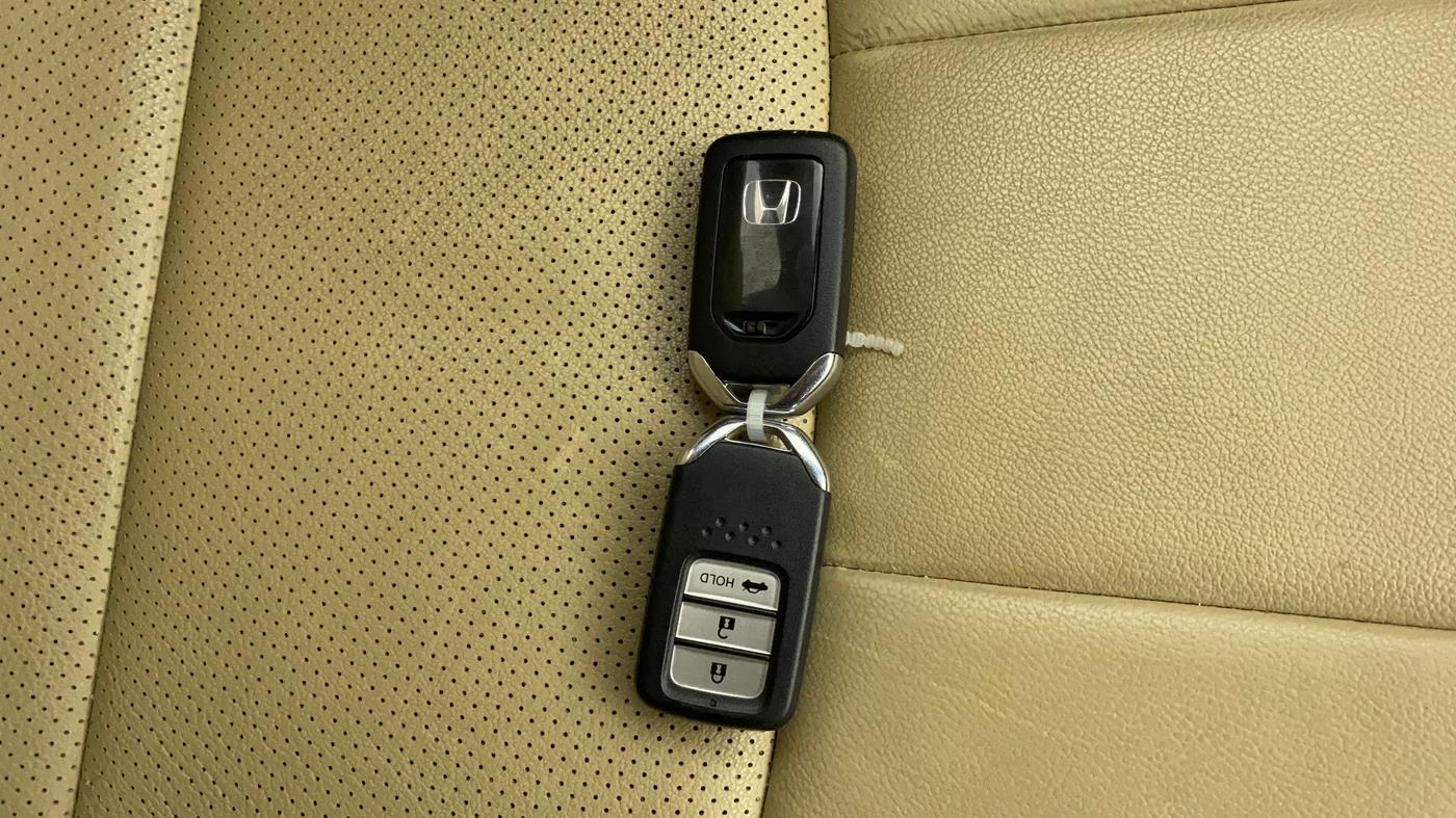 2021 Honda City 1.5L I-VTEC ZX, Petrol, Manual, 53,996 km, Key Close Up