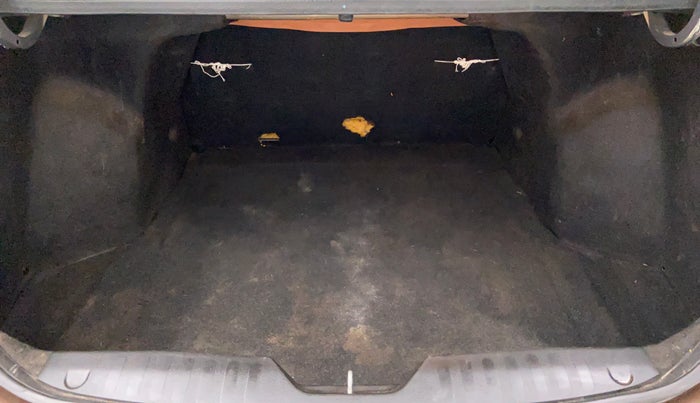 2015 Maruti Ciaz ZDI+, Diesel, Manual, 1,04,013 km, Boot Inside