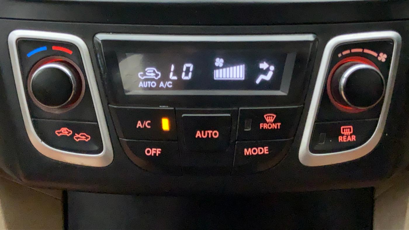 2015 Maruti Ciaz ZDI+, Diesel, Manual, 1,04,013 km, Automatic Climate Control