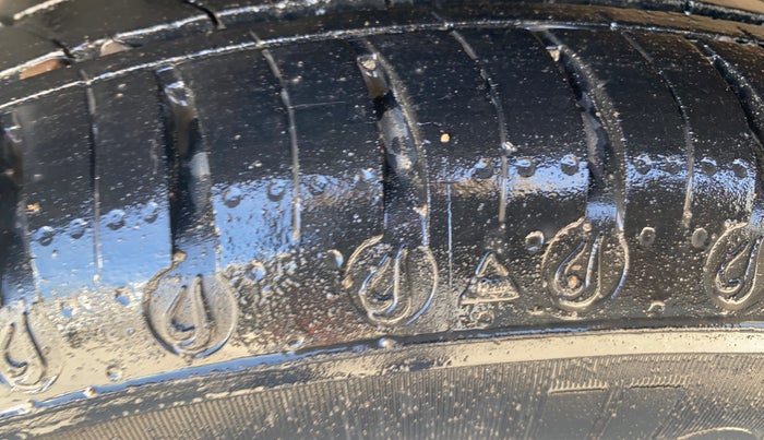 2022 Tata Tiago XT (O) PETROL, Petrol, Manual, 23,442 km, Right Rear Tyre Tread