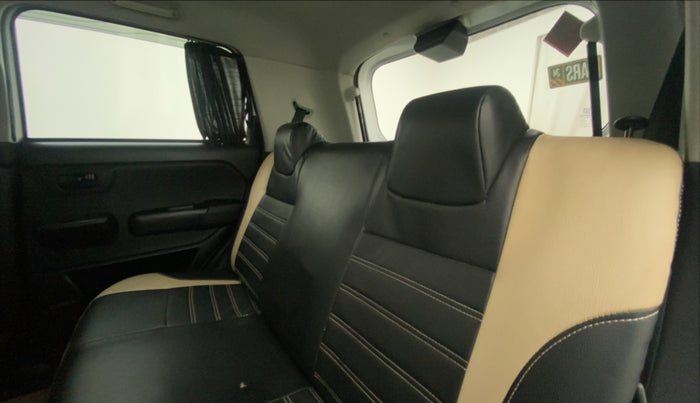 2019 Maruti New Wagon-R LXI CNG 1.0, CNG, Manual, 73,928 km, Right Side Rear Door Cabin