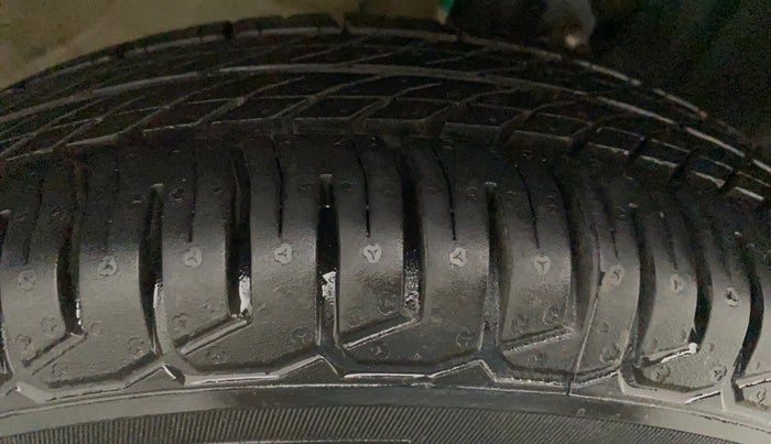 2019 Maruti New Wagon-R LXI CNG 1.0, CNG, Manual, 73,928 km, Right Rear Tyre Tread