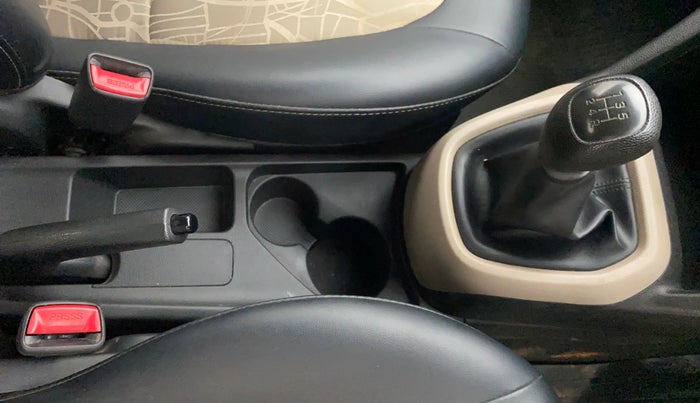 2018 Hyundai Grand i10 MAGNA 1.2 KAPPA VTVT, Petrol, Manual, 22,602 km, Gear Lever