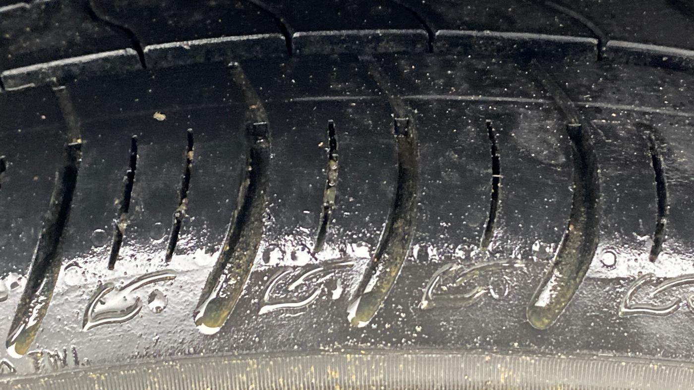 2021 Tata ALTROZ XZ PETROL, Petrol, Manual, 26,606 km, Right Rear Tyre Tread