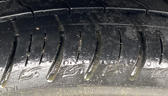 2021 Tata ALTROZ XZ PETROL, Petrol, Manual, 26,606 km, Right Rear Tyre Tread