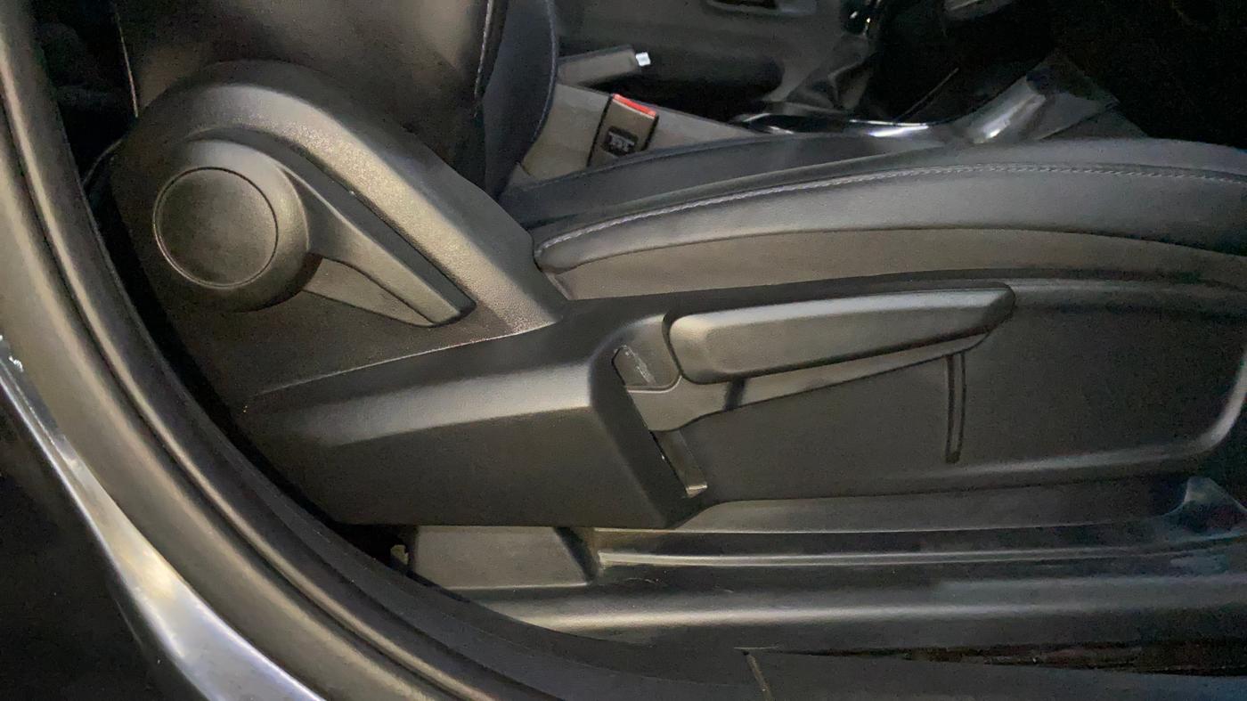 2022 Tata ALTROZ XZA PLUS DARK EDTION, Petrol, Automatic, 51,563 km, Driver Side Adjustment Panel
