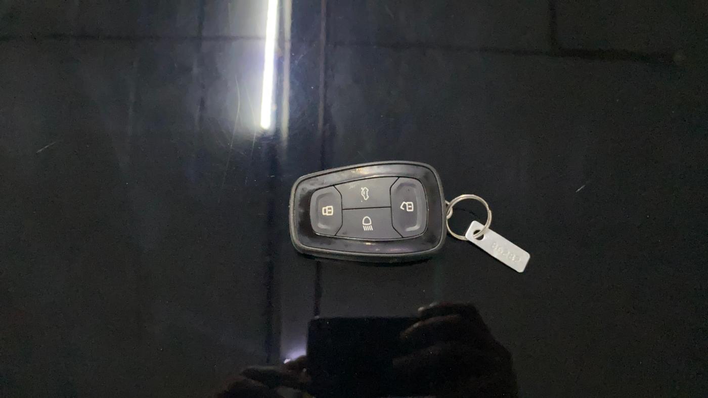 2022 Tata ALTROZ XZA PLUS DARK EDTION, Petrol, Automatic, 51,563 km, Key Close Up