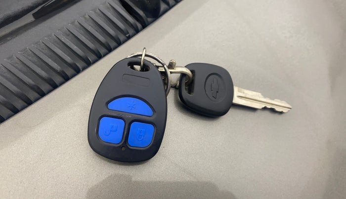 2013 Chevrolet Spark LT 1.0, Petrol, Manual, 24,340 km, Key Close Up