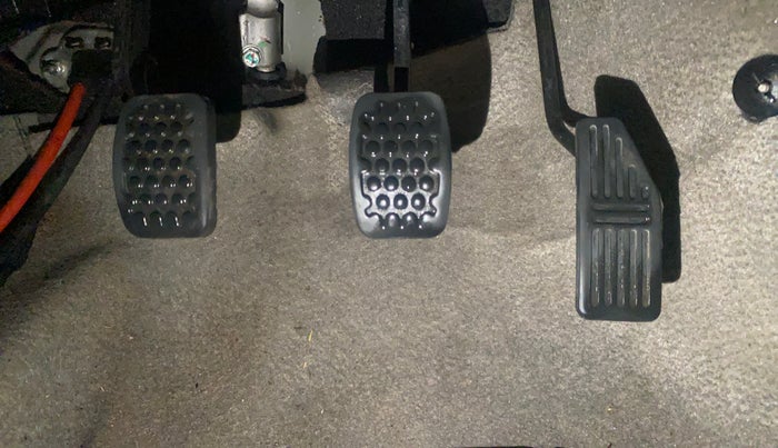 2013 Chevrolet Spark LT 1.0, Petrol, Manual, 24,340 km, Pedals