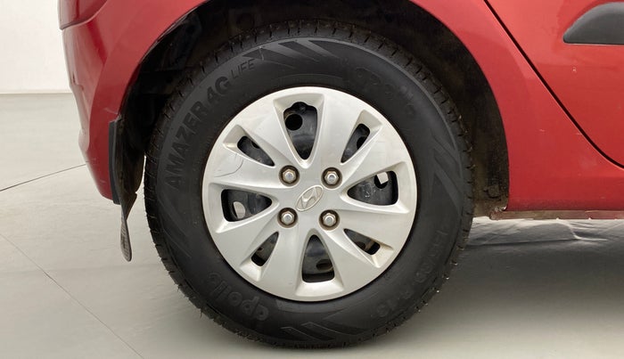 2011 Hyundai i10 MAGNA 1.1 IRDE2, Petrol, Manual, 32,393 km, Right Rear Wheel