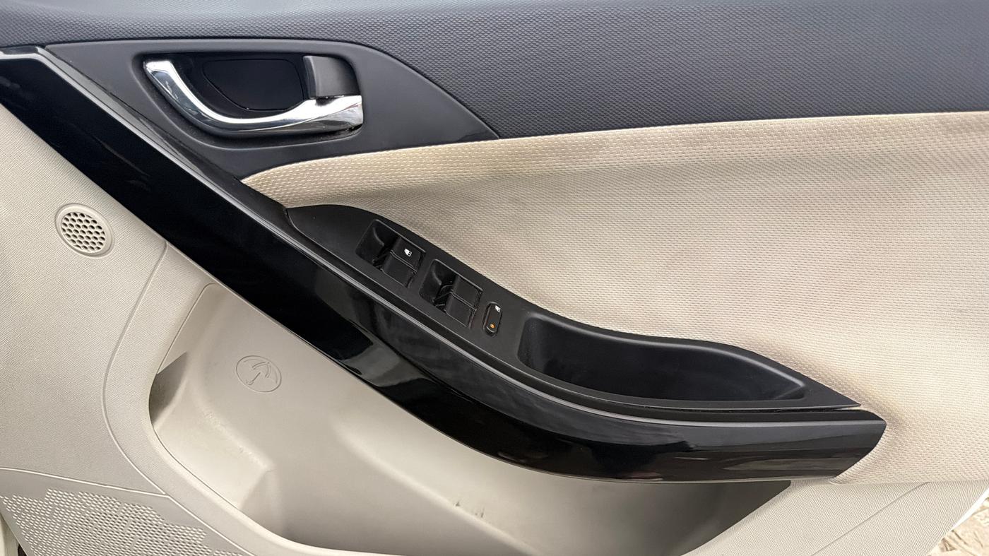 2022 Tata NEXON XZ PLUS PETROL, Petrol, Manual, 22,623 km, Driver Side Door Panels Control