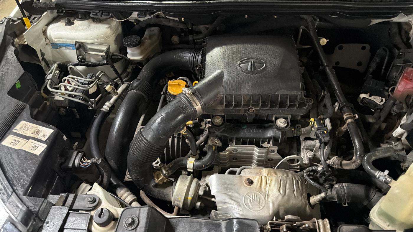 2022 Tata NEXON XZ PLUS PETROL, Petrol, Manual, 22,623 km, Engine View - Right