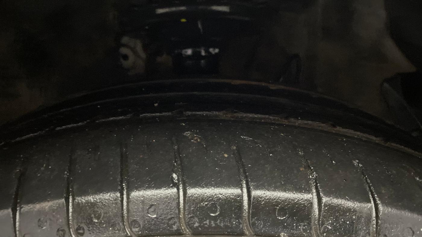 2013 Hyundai i20 MAGNA 1.2, Petrol, Manual, 98,919 km, Right Front Tyre Tread