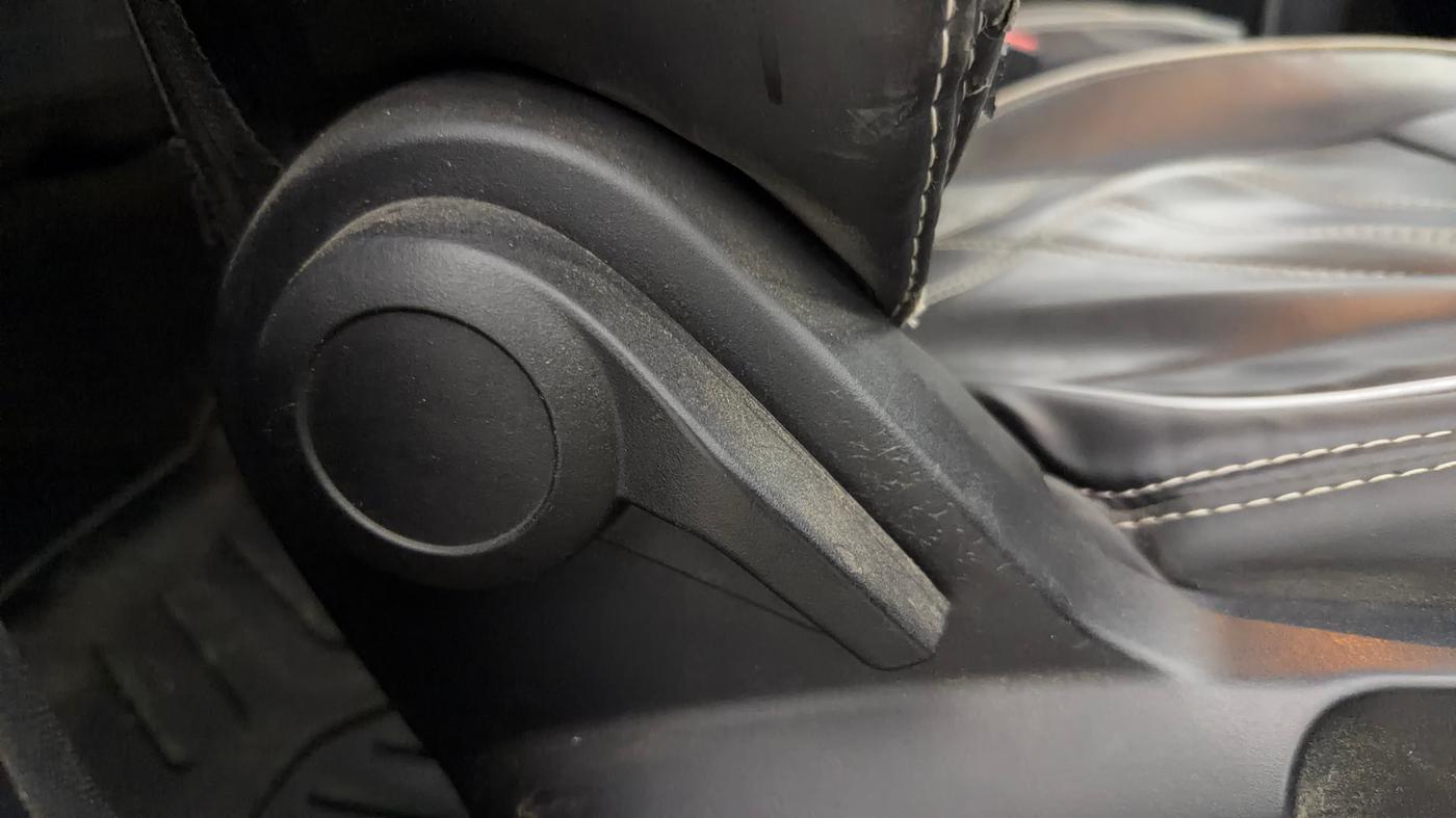 2021 Tata PUNCH ADVENTURE MT, Petrol, Manual, 69,603 km, Driver Side Adjustment Panel