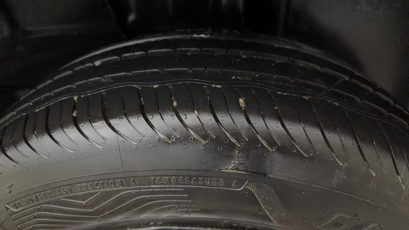 2021 Tata PUNCH ADVENTURE MT, Petrol, Manual, 69,603 km, Left Rear Tyre Tread