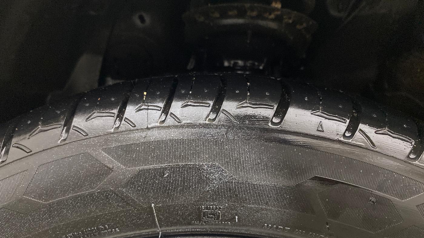 2017 Hyundai i20 Active 1.2 S, Petrol, Manual, 34,189 km, Left Front Tyre Tread