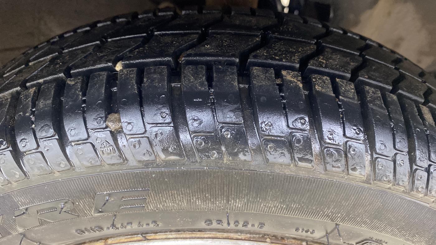 2015 Tata Nano TWIST XT, Petrol, Manual, 54,377 km, Right Front Tyre Tread