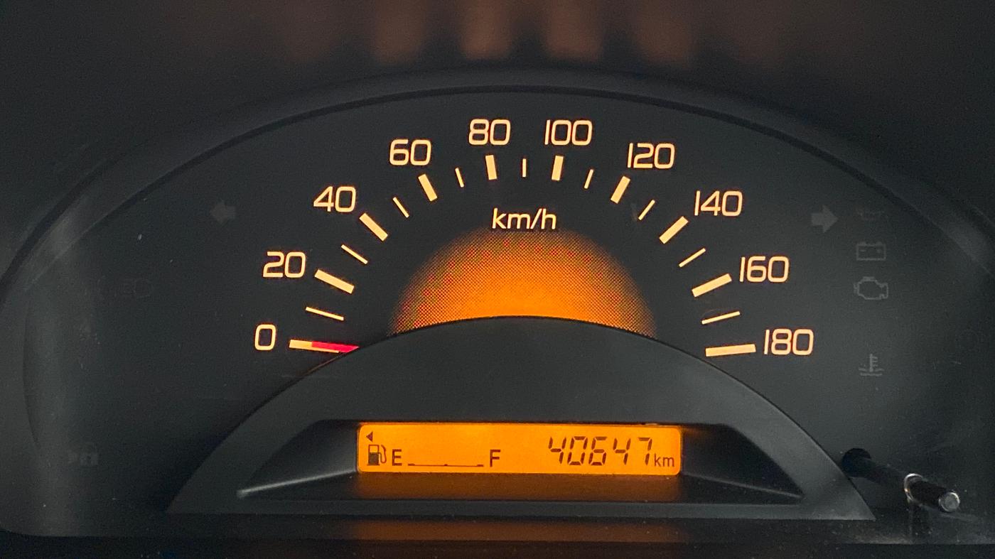 2014 Maruti Wagon R 1.0 LXI, Petrol, Manual, 40,677 km, Odometer Image