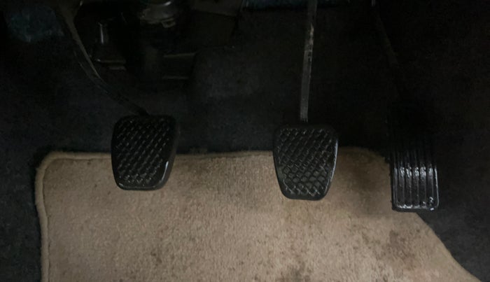 2014 Honda Brio S MT, Petrol, Manual, 3,714 km, Pedals