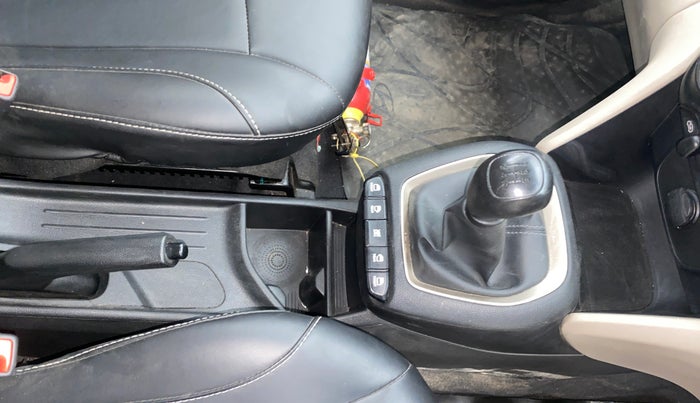 2021 Hyundai NEW SANTRO SPORTZ EXECUTIVE MT CNG, CNG, Manual, 80,869 km, Gear Lever