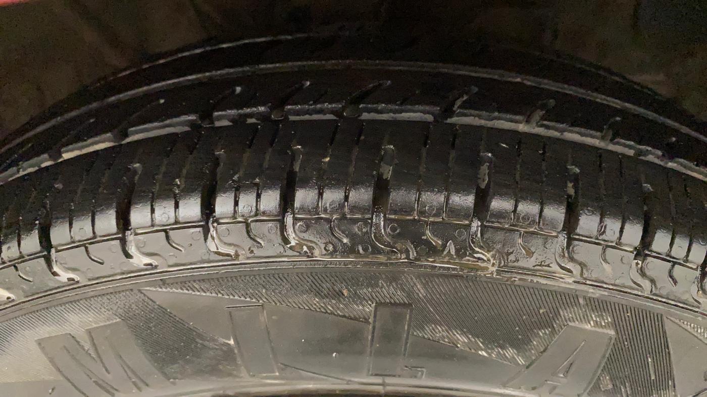 2021 Hyundai NEW SANTRO SPORTZ EXECUTIVE MT CNG, CNG, Manual, 80,869 km, Right Front Tyre Tread
