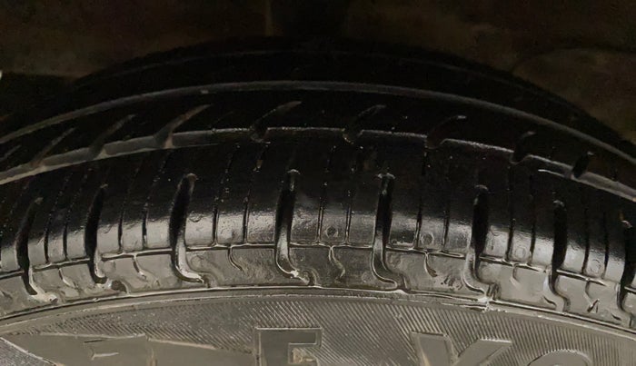 2021 Hyundai NEW SANTRO SPORTZ EXECUTIVE MT CNG, CNG, Manual, 80,869 km, Right Rear Tyre Tread