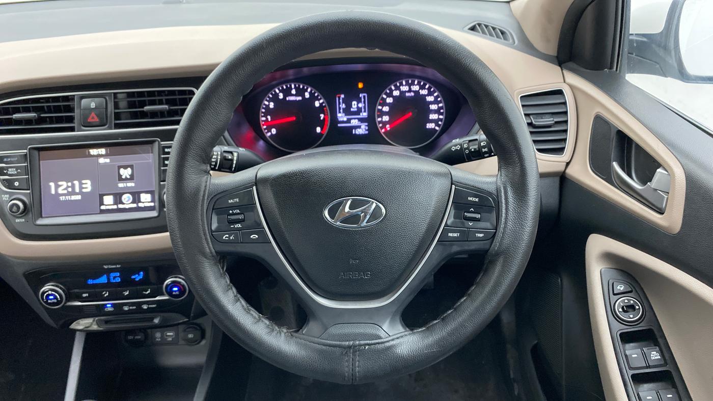 2018 Hyundai Elite i20 ASTA 1.2, Petrol, Manual, 11,334 km, Steering Wheel Close Up