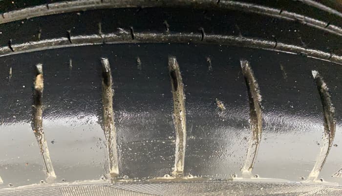 2022 Maruti Dzire ZXI, Petrol, Manual, 31,546 km, Left Front Tyre Tread