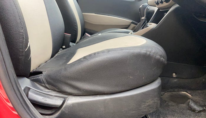 2017 Hyundai Grand i10 SPORTZ AT 1.2 KAPPA VTVT, Petrol, Automatic, 72,801 km, Driver Side Adjustment Panel