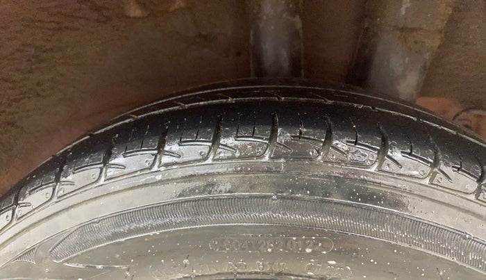 2017 Hyundai Grand i10 SPORTZ AT 1.2 KAPPA VTVT, Petrol, Automatic, 72,801 km, Left Rear Tyre Tread