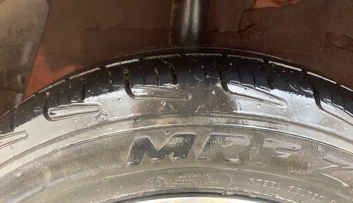 2017 Hyundai Grand i10 SPORTZ AT 1.2 KAPPA VTVT, Petrol, Automatic, 72,801 km, Right Rear Tyre Tread