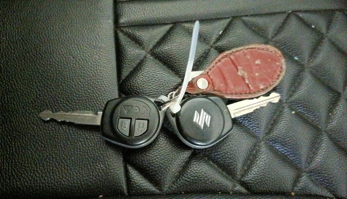 2021 Maruti Baleno DELTA PETROL 1.2, Petrol, Manual, 28,403 km, Key Close Up