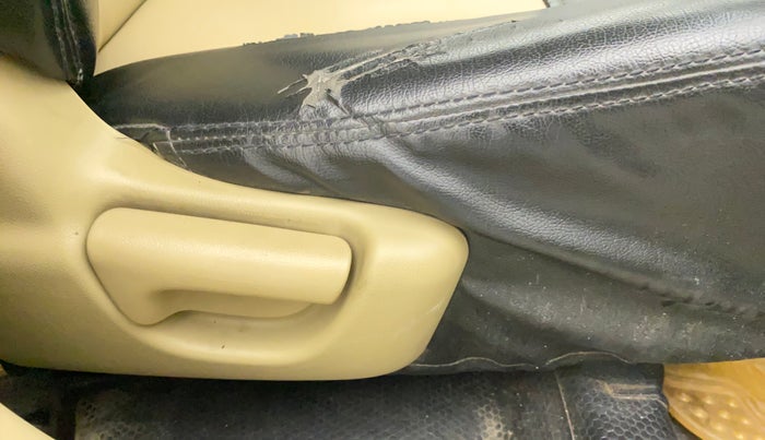 2012 Honda Brio S MT, Petrol, Manual, 73,108 km, Driver Side Adjustment Panel